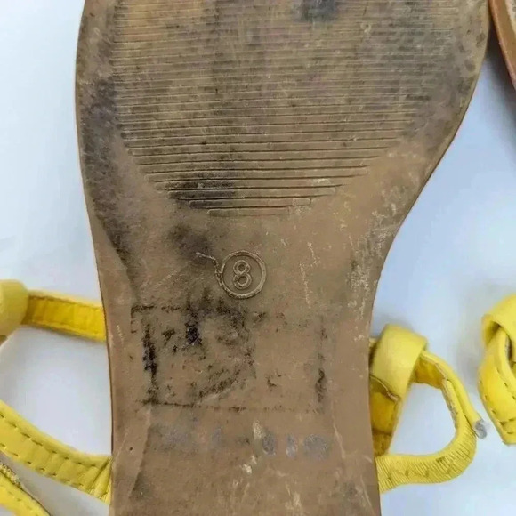 Rasolli Yellow Ruffled Strappy Thong Sandals - 8 - Picture 10 of 10